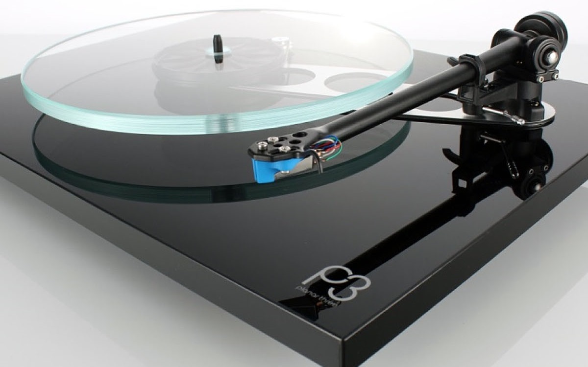 Rega Planar 3: Design-Klassiker setzt erneut Maßstäbe